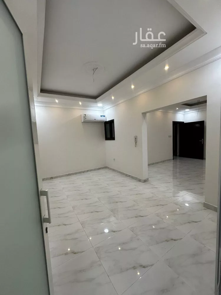 شقة للبيع في شارع المراح, حي الحمراء, مدينة الخبر, المنطقة الشرقية