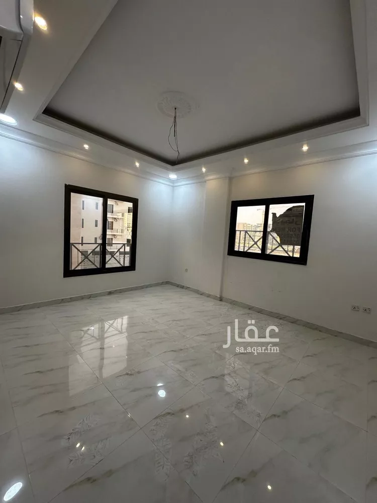 شقة للبيع في شارع المراح, حي الحمراء, مدينة الخبر, المنطقة الشرقية 8