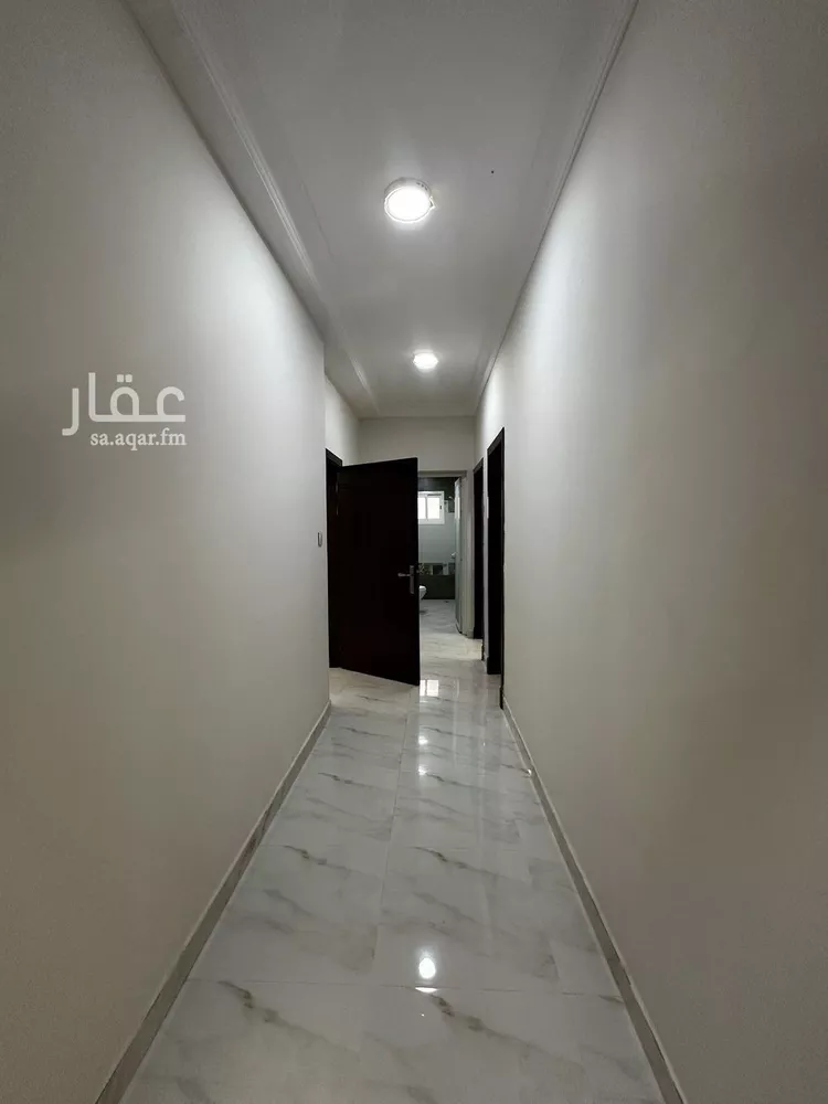 شقة للبيع في شارع المراح, حي الحمراء, مدينة الخبر, المنطقة الشرقية 6