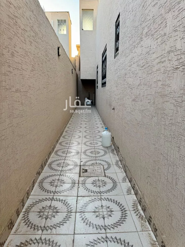 دور للإيجار في شارع 1111, حي بدر, مدينة الرياض, منطقة الرياض صورة 3