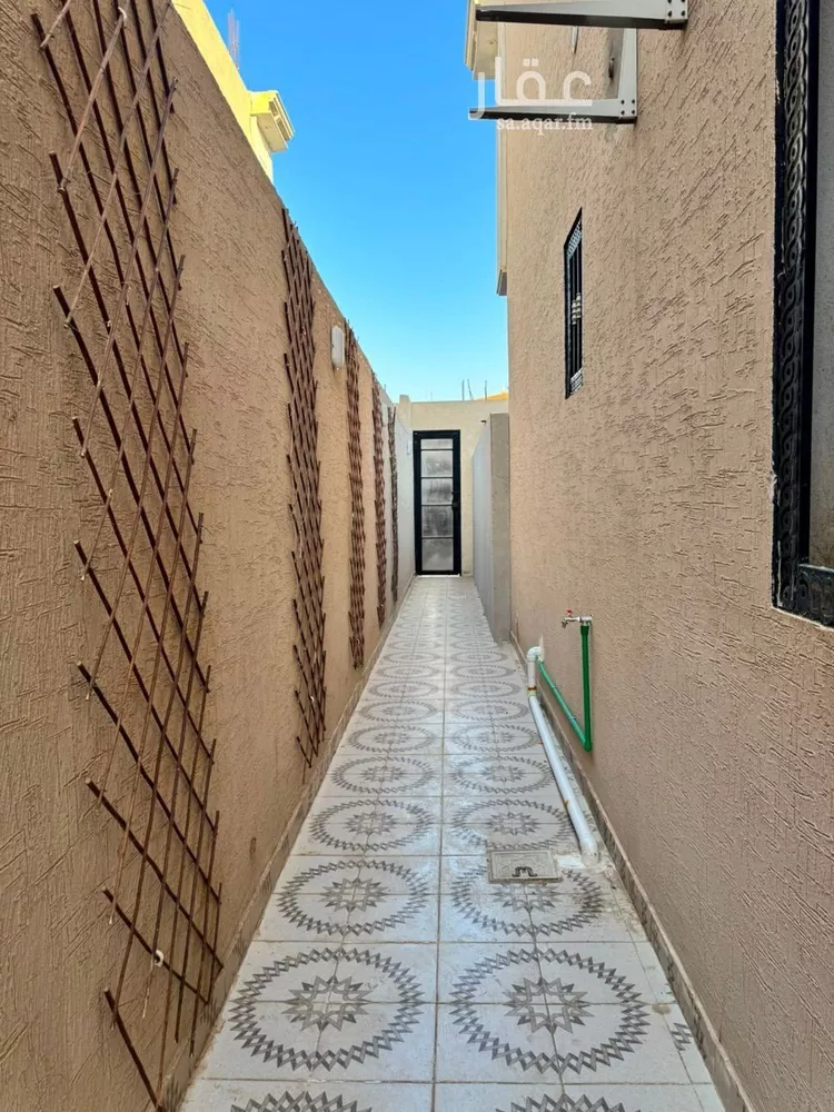 دور للإيجار في شارع 1111, حي بدر, مدينة الرياض, منطقة الرياض 8