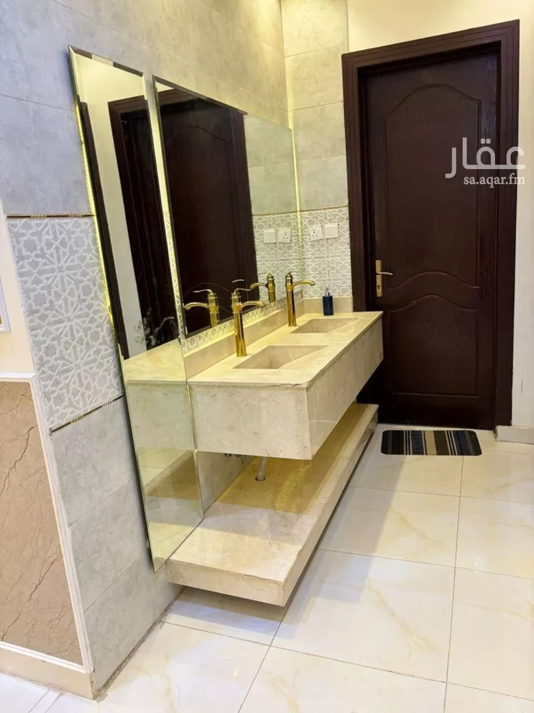 فيلا للإيجار في شارع علي البيتي, حي الرمال, مدينة الرياض, منطقة الرياض صورة 2