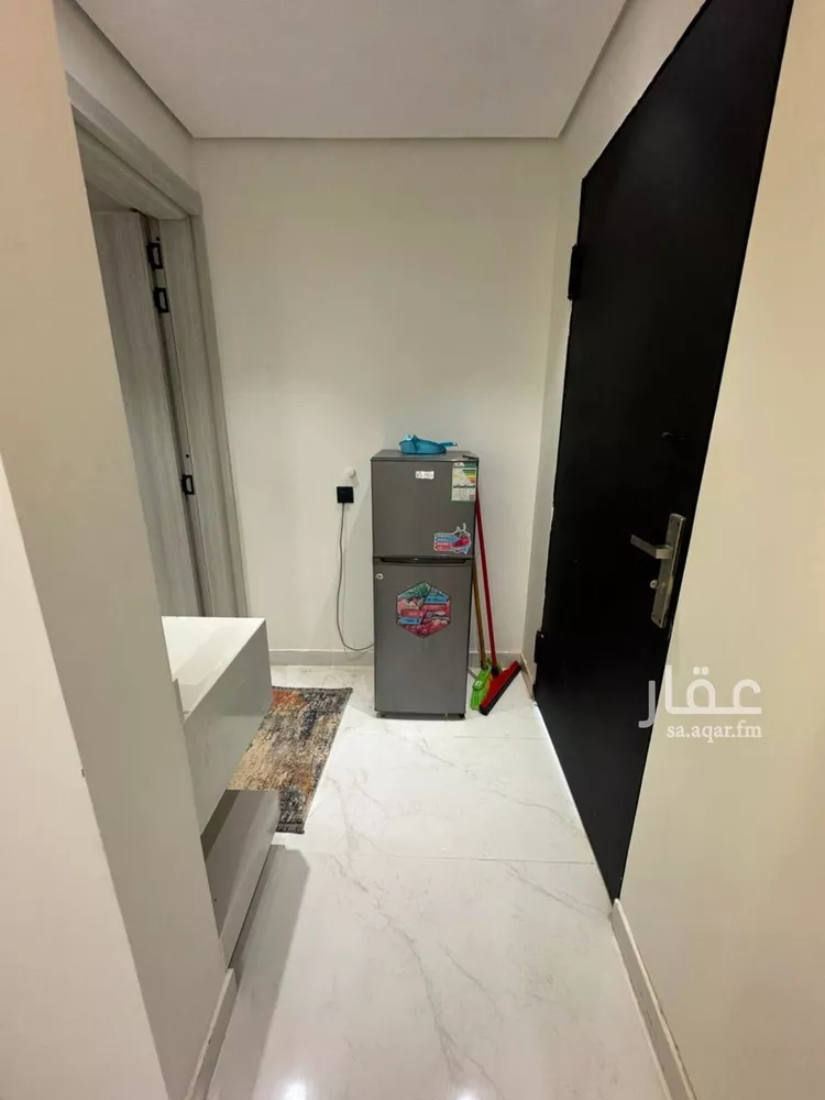 شقة للإيجار في شارع حسن سعيد المخرج, حي المعيزيلة, مدينة الرياض, منطقة الرياض صورة 5