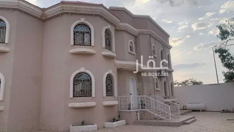 فيلا للبيع في شارع ينبع, حي الفهد, مدينة سراة عبيدة, منطقة عسير صورة 2