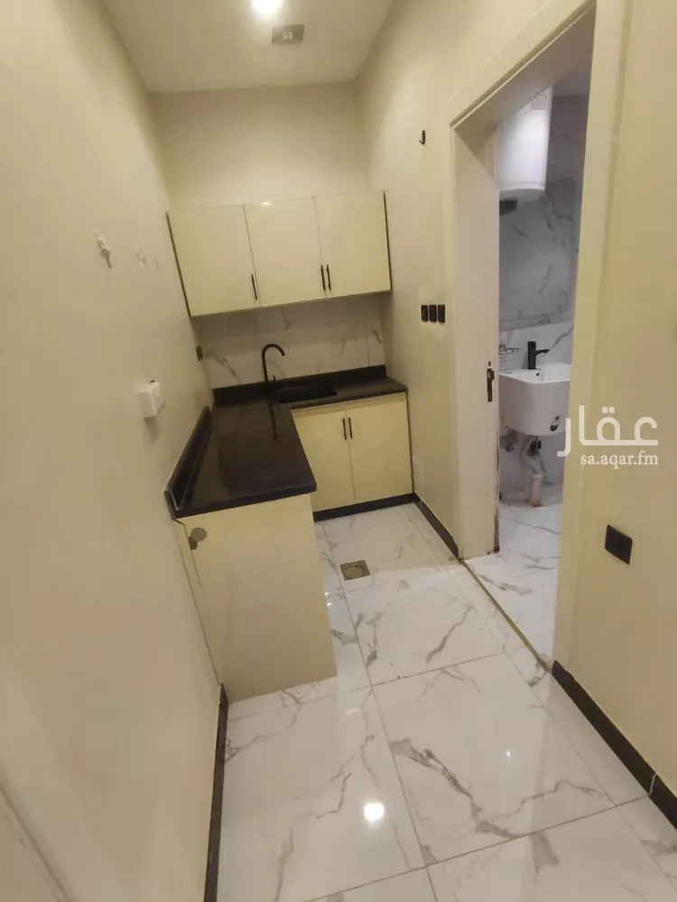 شقة للإيجار في شارع المقاماتي, حي الحمراء, مدينة الرياض, منطقة الرياض صورة 3