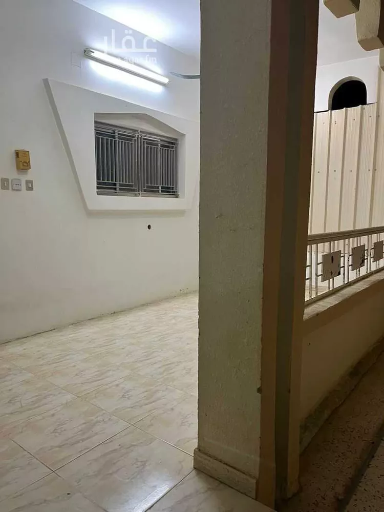 عمارة للبيع في شارع الامام تركي بن عبدالله ، حي العثمانية ، الحريق ، الحريق صورة 3