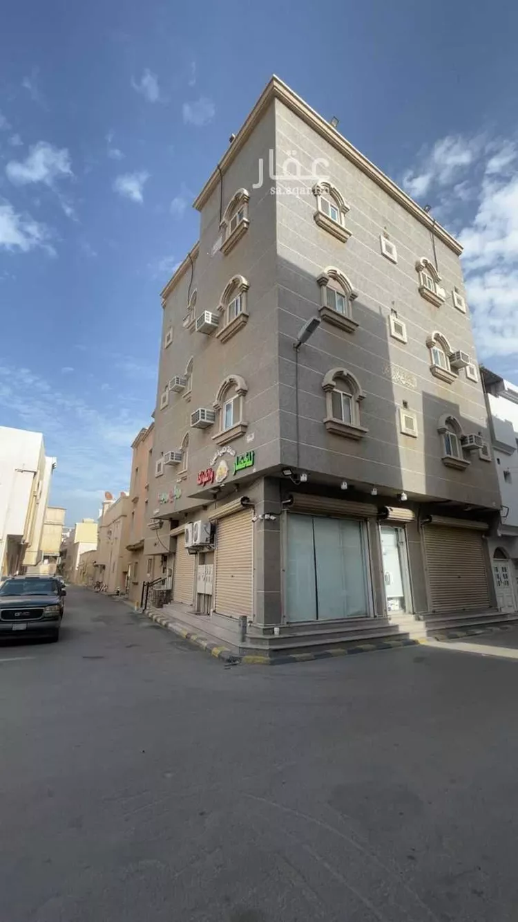 عمارة للبيع في شارع الحيان ابن عساكر ، حي الديرة ، سيهات ، القطيف صورة 2