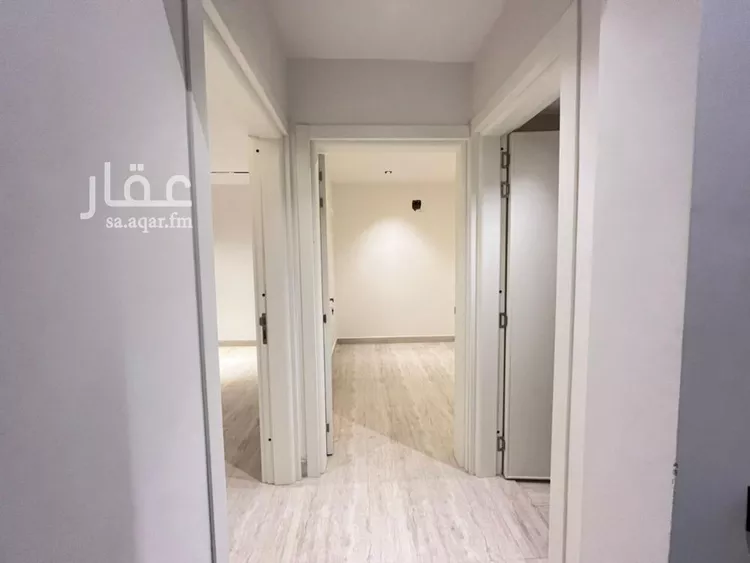 فيلا للإيجار في شارع يعقوب بن أبي الفضل, حي عكاظ, مدينة الرياض, منطقة الرياض صورة 3