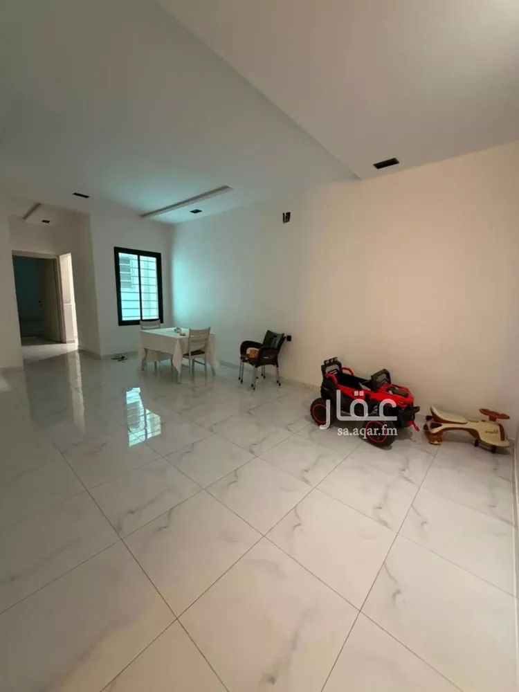 شقة للإيجار في شارع عماد الدين بن النحاس, حي بدر, مدينة الرياض, منطقة الرياض صورة 2