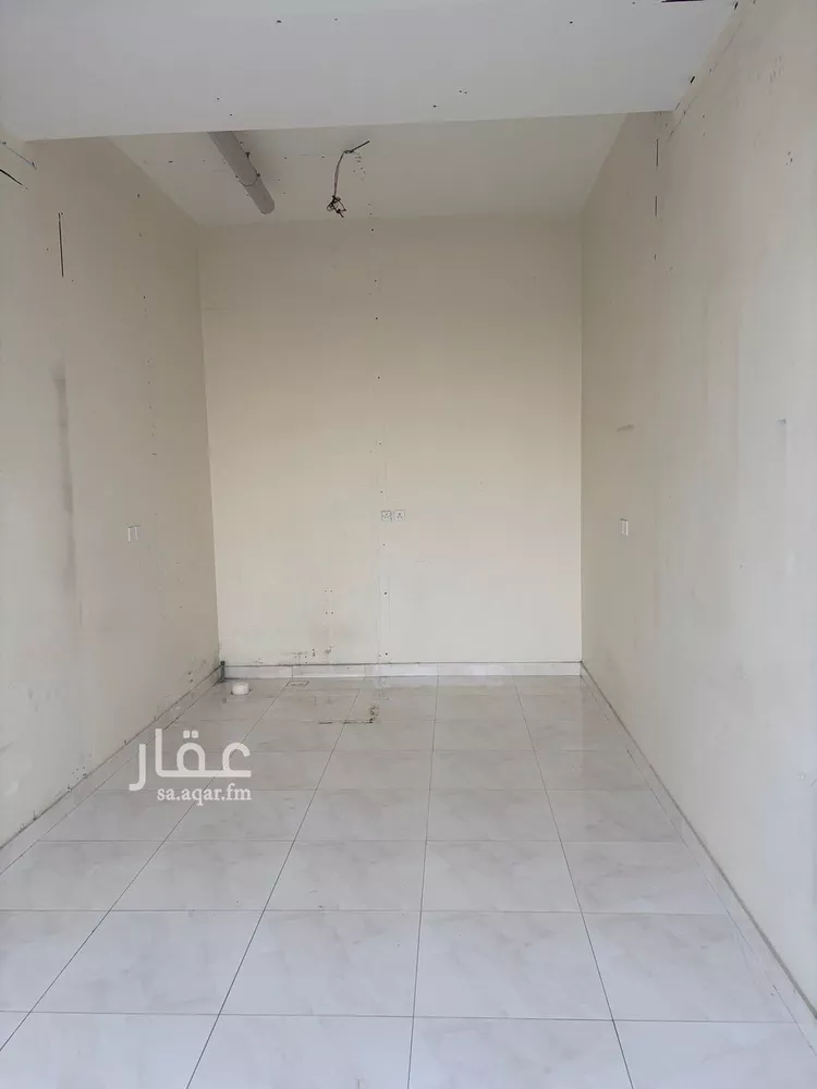 Shop for Rent in Jeddah Al Shera'a صورة 2