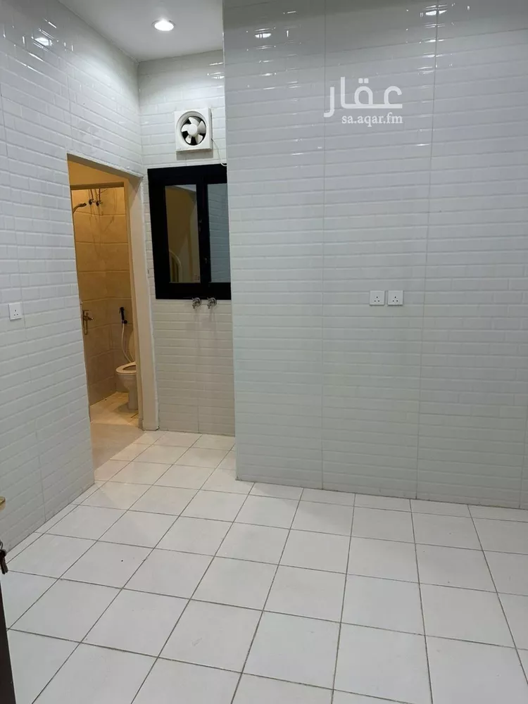 شقة للإيجار في شارع أحمد هزازى, حي الصفاء, مدينة جدة, منطقة مكة المكرمة صورة 3