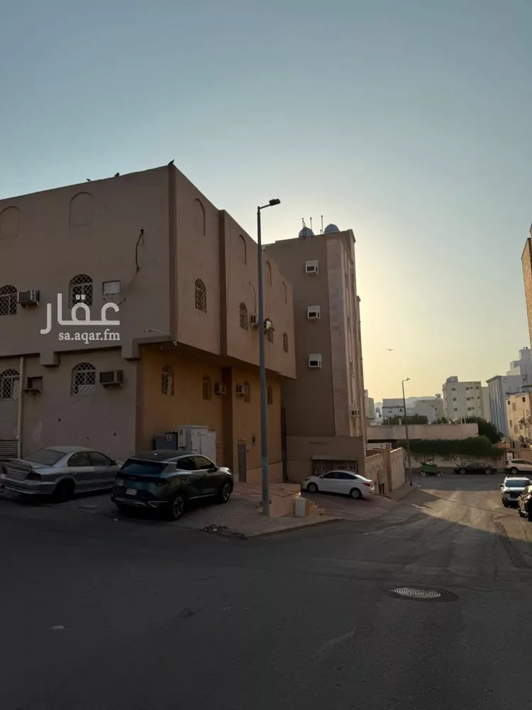 عمارة للبيع في شارع أبو بكر بن الوكيل, حي البحيرات, مدينة مكة المكرمة, منطقة مكة المكرمة صورة 2