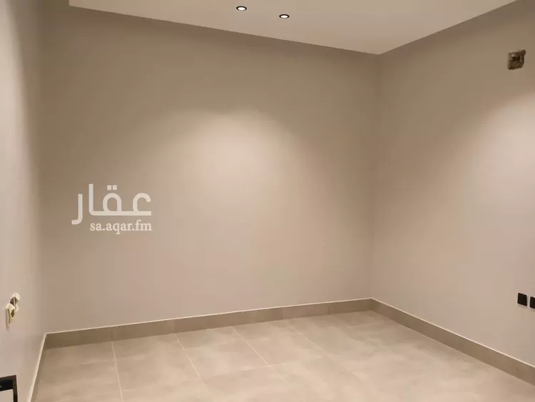 فيلا للبيع في شارع جبل اليمامة, حي الدار البيضاء, مدينة الرياض, منطقة الرياض صورة 2