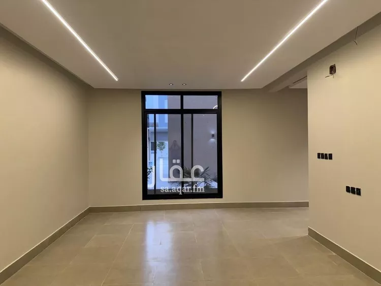 فيلا للبيع في شارع أحمد بن منصور, حي المهدية, مدينة الرياض, منطقة الرياض صورة 2