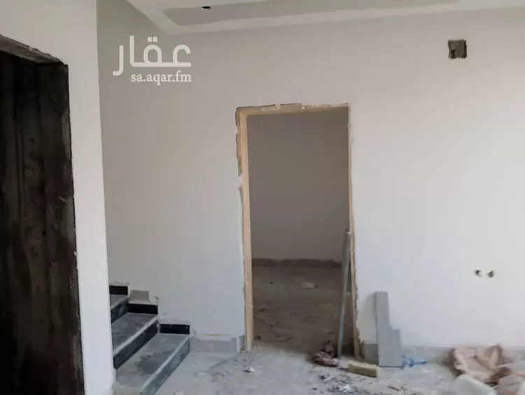 فيلا للبيع في شارع عبدالخالق بن شبلون, حي ظهرة لبن, مدينة الرياض, منطقة الرياض صورة 5