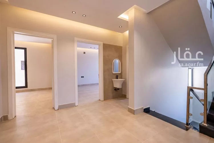 Floor for Sale in Riyadh Ad Dar Al Baida صورة 2