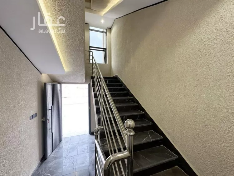 Floor for Sale in Riyadh Tuwaiq صورة 3