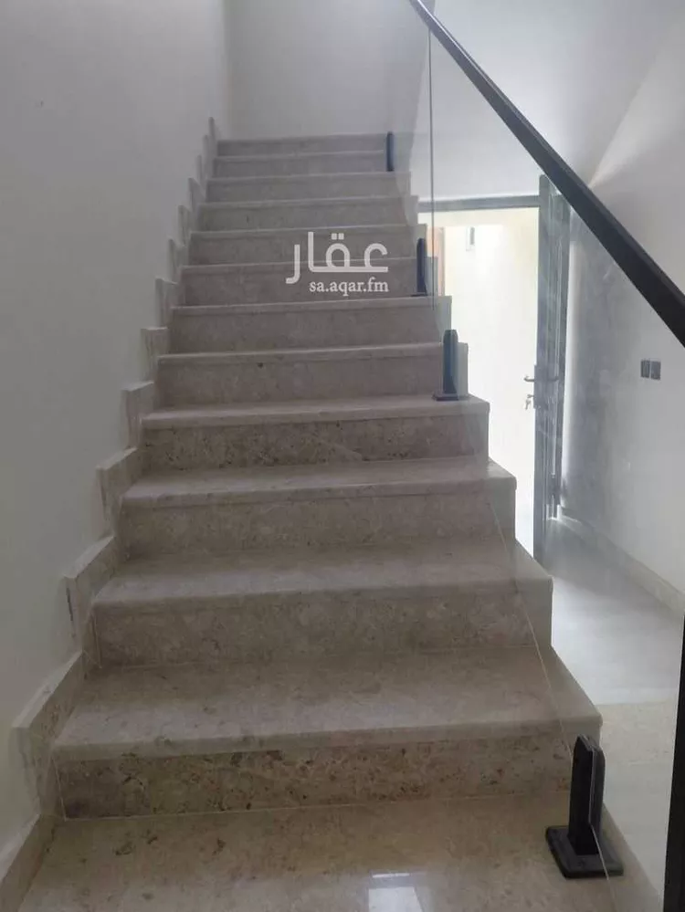شقة للبيع في شارع 221 ضاحية الملك فهد, حي ضاحية الملك فهد, مدينة الدمام, المنطقة الشرقية صورة 2