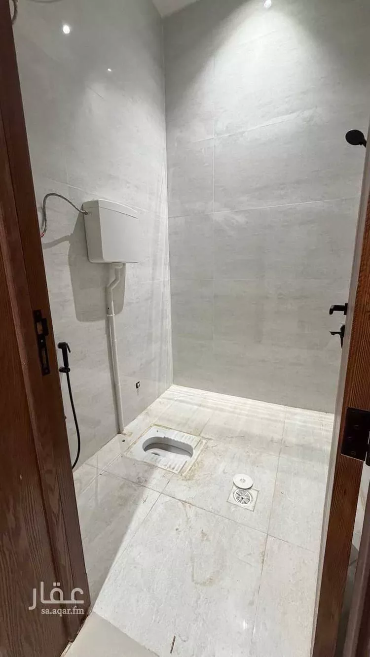 فيلا للإيجار في شارع العزيزيه ، حي طيبة ، الرياض ، منطقة الرياض صورة 5