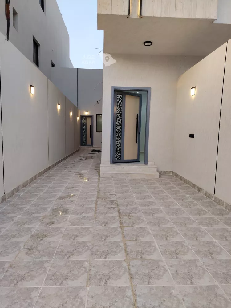 دور للبيع في شارع عمر بن عمرو بن إياس, حي طويق, مدينة الرياض, منطقة الرياض صورة 3