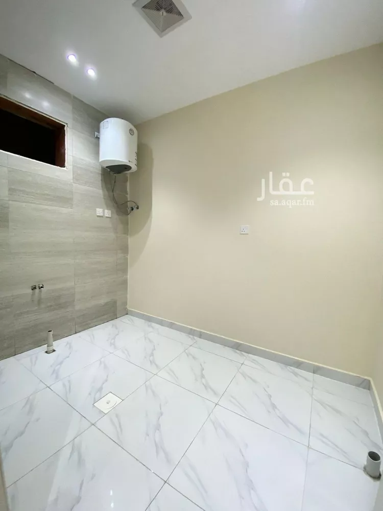 شقة للإيجار في شارع حارثة بن عدي, حي الوزارات, مدينة الرياض, منطقة الرياض صورة 5