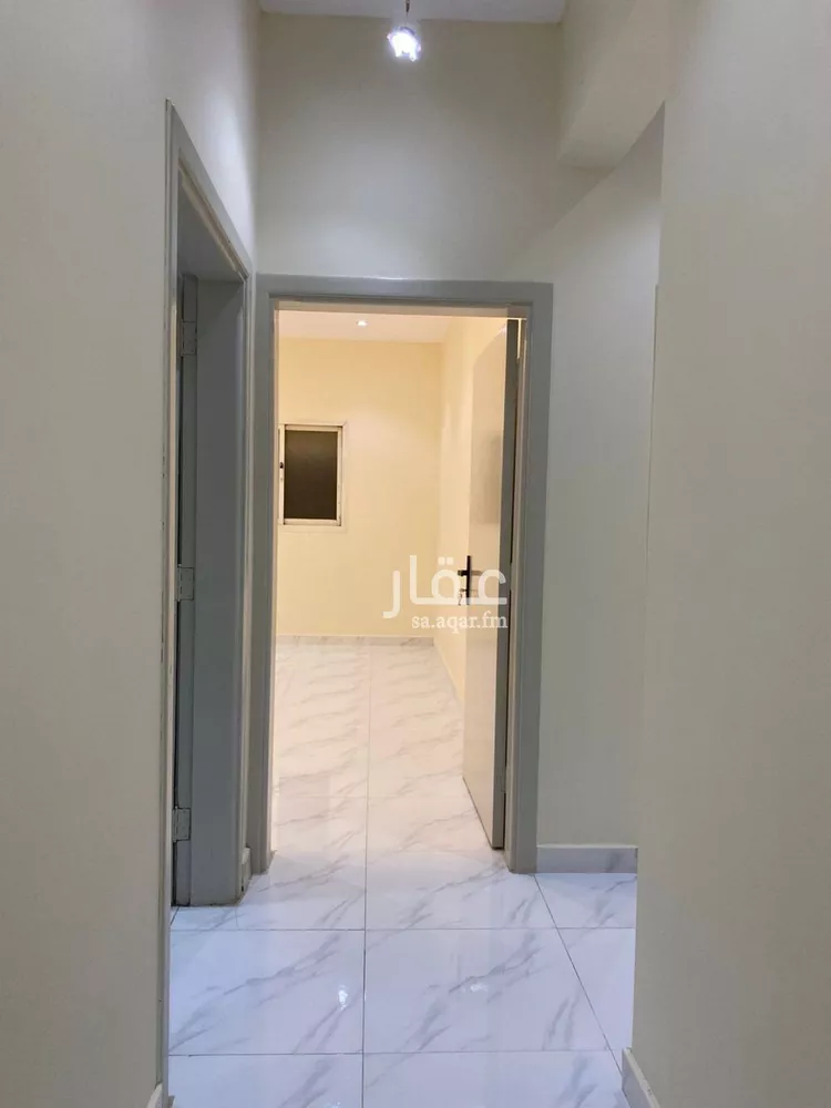 شقة للإيجار في شارع حارثة بن عدي, حي الوزارات, مدينة الرياض, منطقة الرياض صورة 2