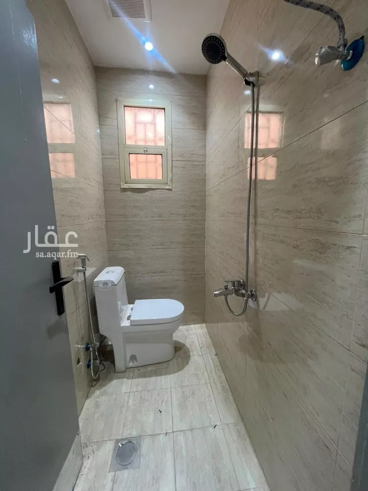 شقة للإيجار في شارع يثرب, حي بدر, مدينة الرياض, منطقة الرياض صورة 4