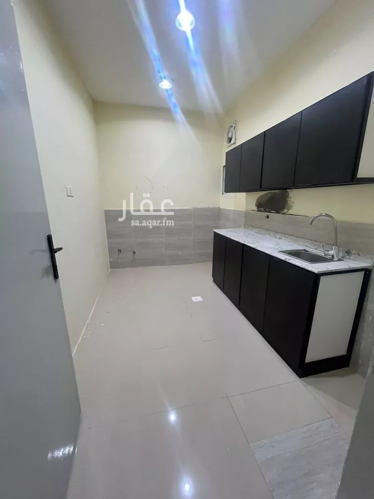 شقة للإيجار في شارع الرائد, حي بدر, مدينة الرياض, منطقة الرياض 6