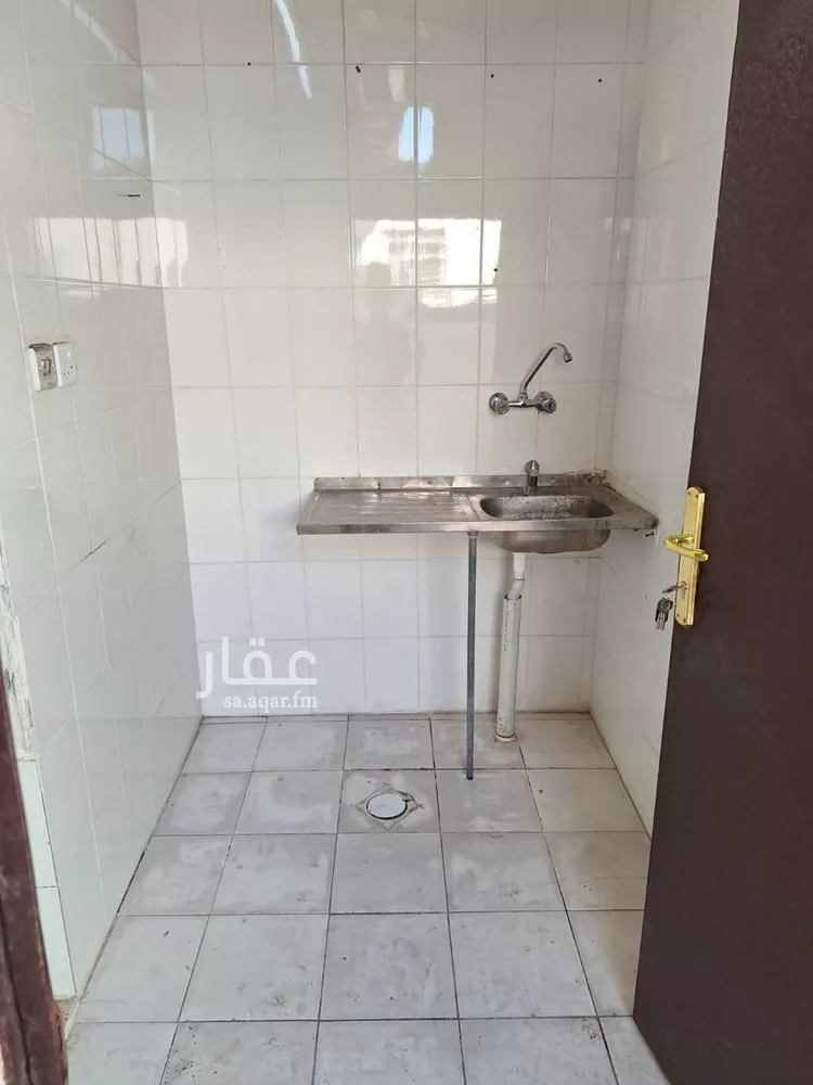 شقة للإيجار في شارع طريق الملك خالد, حي غرناطة, مدينة الدمام, المنطقة الشرقية صورة 4