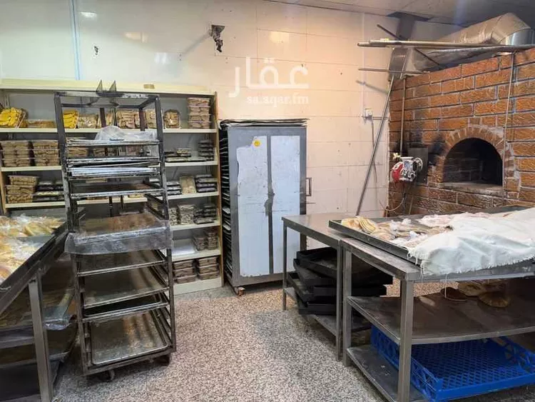 محل للبيع في شارع عمرو ابن شعواء ، حي القصواء ، المدينة المنورة ، منطقة المدينة المنورة صورة 2