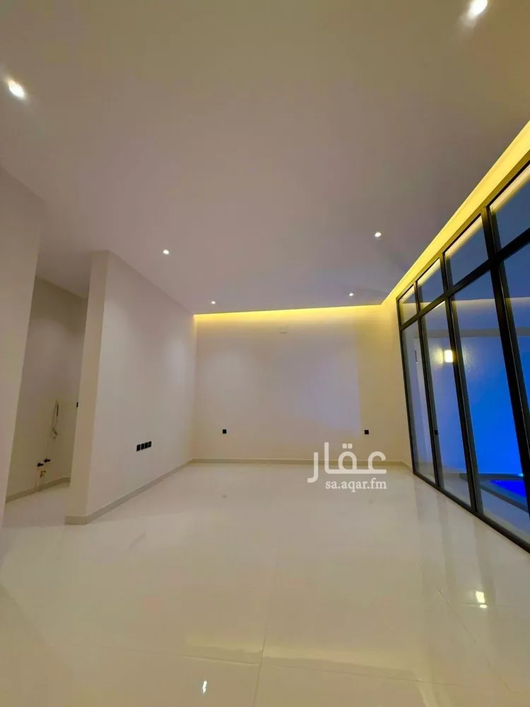 فيلا للبيع في شارع إبراهيم بن علي بن علوي, حي المهدية, مدينة الرياض, منطقة الرياض صورة 3