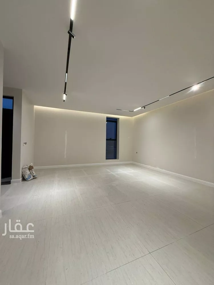 فيلا للبيع في شارع السيل الكبير, حي المهدية, مدينة الرياض, منطقة الرياض صورة 5