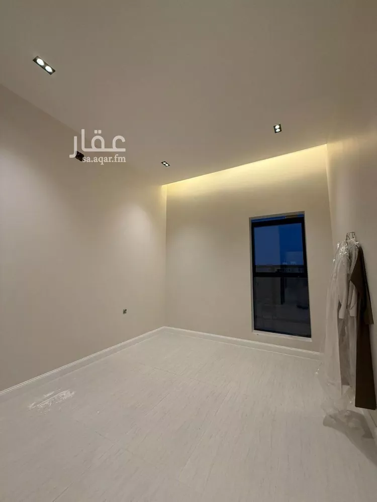 فيلا للبيع في شارع السيل الكبير, حي المهدية, مدينة الرياض, منطقة الرياض صورة 2