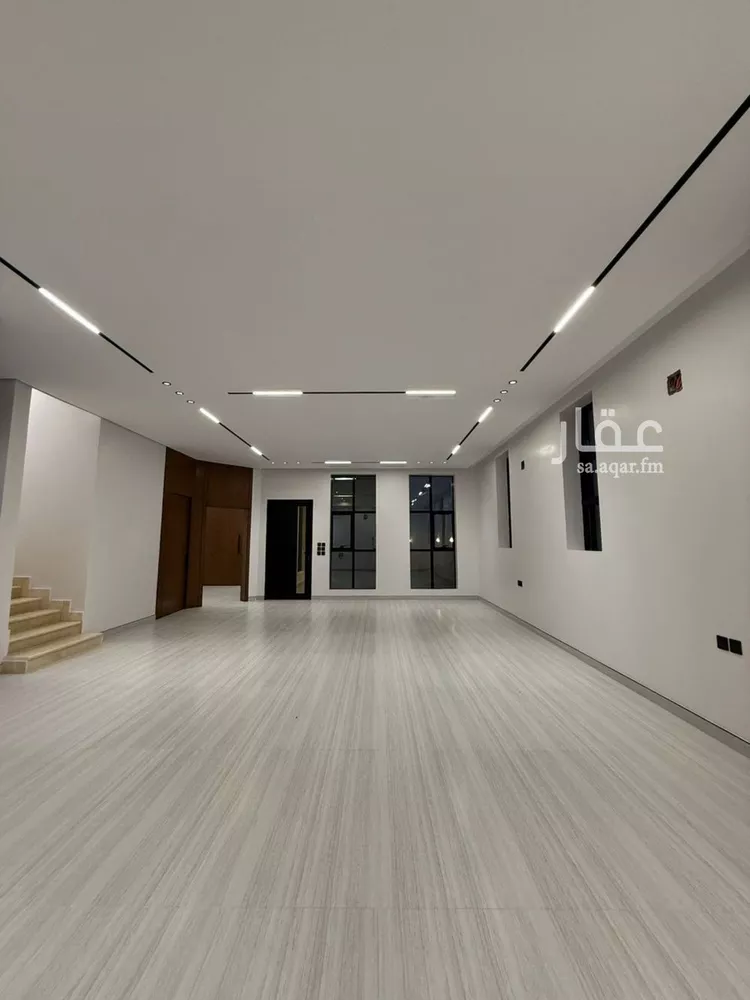 فيلا للبيع في شارع السيل الكبير, حي المهدية, مدينة الرياض, منطقة الرياض صورة 2