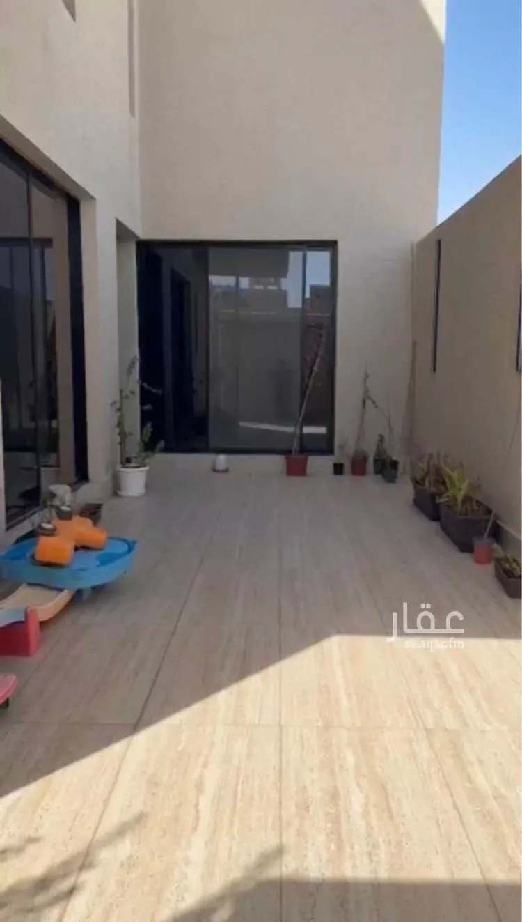 فيلا للإيجار في شارع السيل الكبير, حي المهدية, مدينة الرياض, منطقة الرياض صورة 3