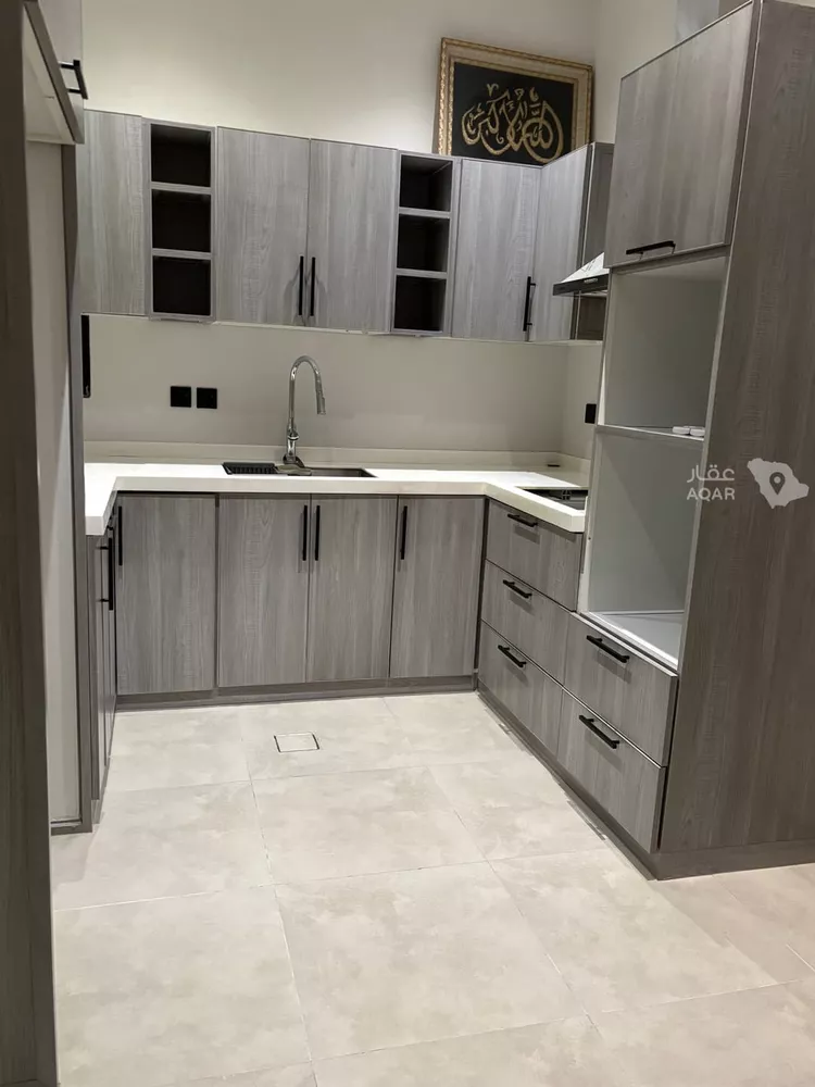 فيلا للإيجار في شارع عبدالرحمن بن خميس, حي العارض, مدينة الرياض, منطقة الرياض صورة 3