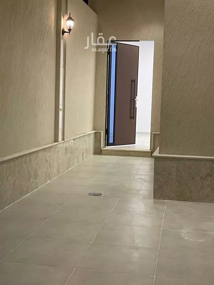 دور للبيع في شارع البحيرات, حي العريجاء الغربي, مدينة الرياض, منطقة الرياض 7