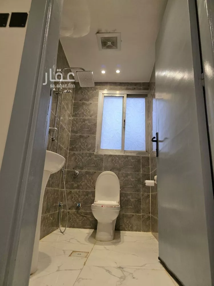 شقة للإيجار في شارع البحار, حي الحمراء, مدينة الرياض, منطقة الرياض صورة 5
