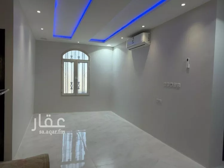 فيلا للبيع في شارع طريف بن عبدالله, حي الرمال, مدينة الرياض, منطقة الرياض صورة 2