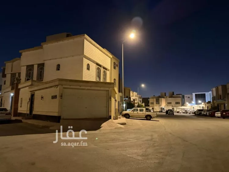 فيلا للبيع في شارع طريف بن عبدالله, حي الرمال, مدينة الرياض, منطقة الرياض 1 صورة