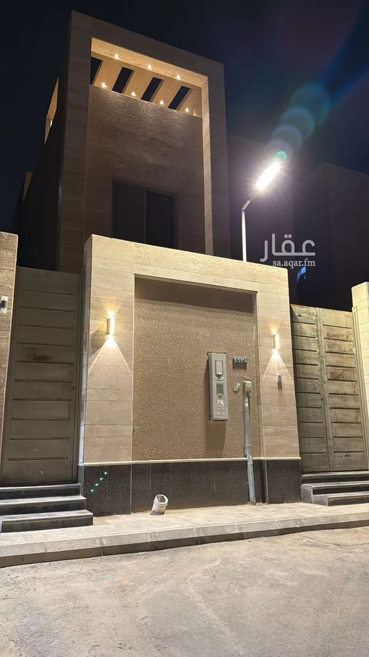 فيلا للبيع في شارع مسلم بن عبيدالله, حي العارض, مدينة الرياض, منطقة الرياض