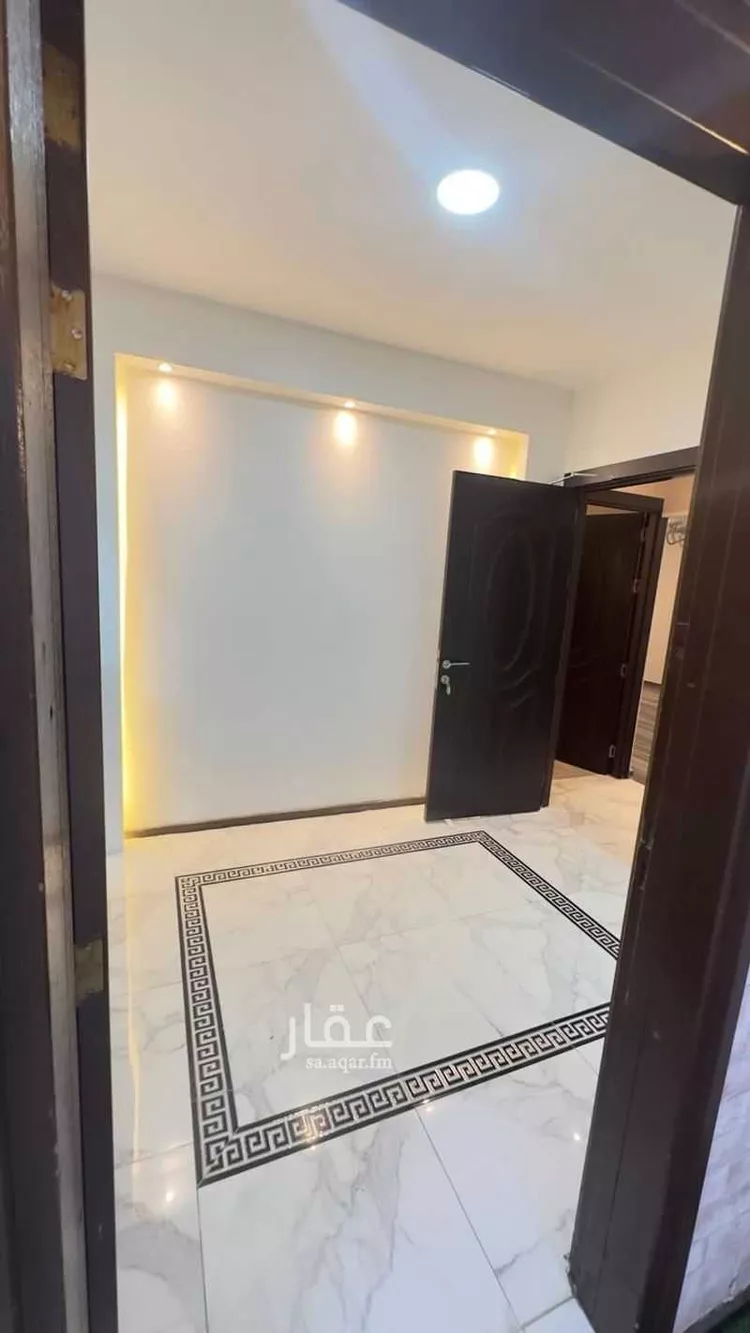 شقة للبيع في شارع مجمع الدانة , حي الإسكان, مدينة الدمام, المنطقة الشرقية صورة 2