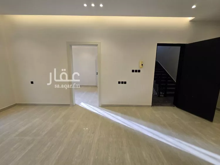 Floor for Sale in Riyadh Sultanah صورة 4