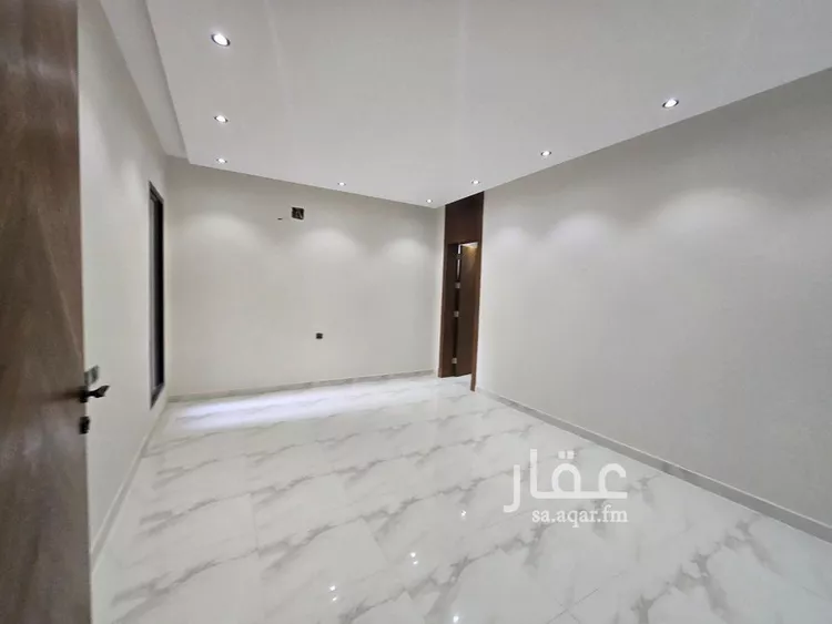 Villa for Sale in Riyadh Tuwaiq 8