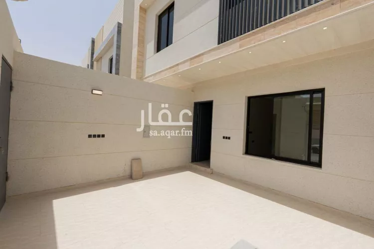 فيلا للبيع في شارع كعب الهجري, حي عكاظ, مدينة الرياض, منطقة الرياض صورة 3