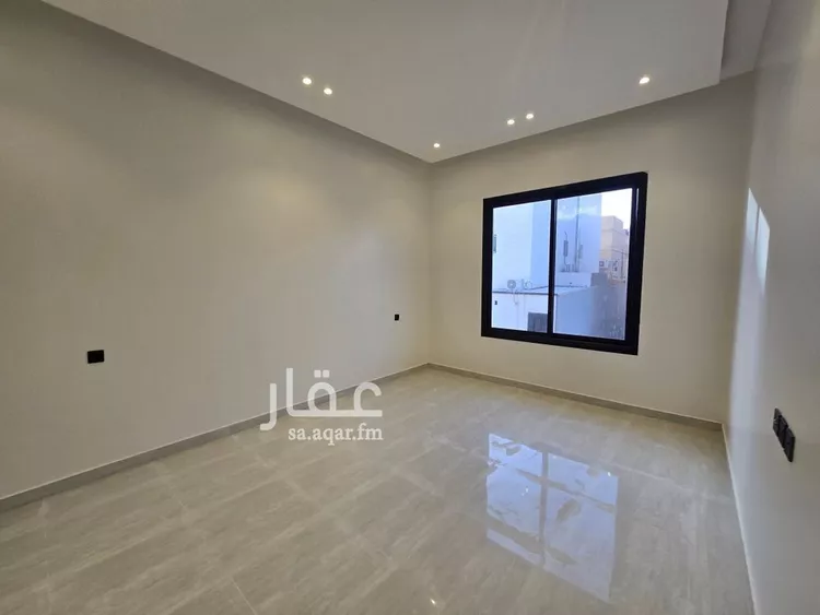 Floor for Sale in Riyadh Shubra 7