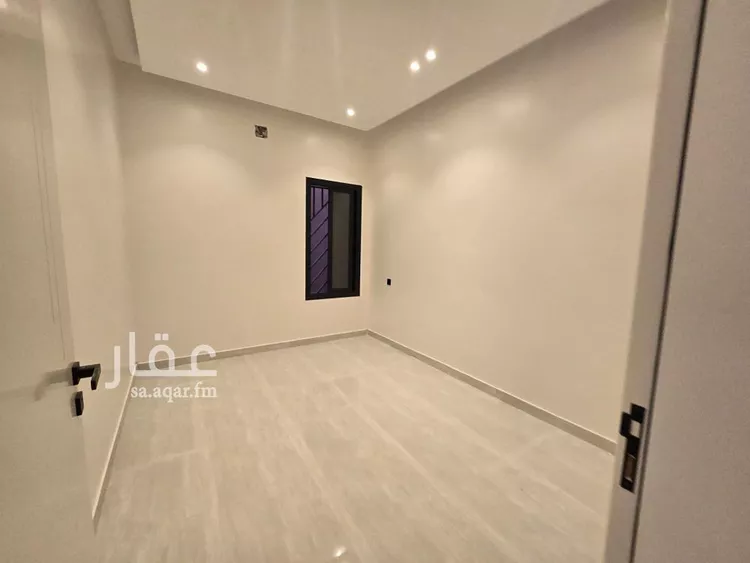 Floor for Sale in Riyadh Shubra 10