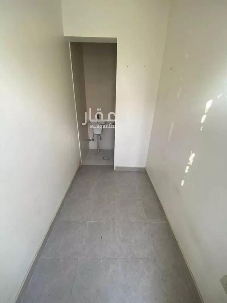 غرفة للإيجار في شارع الأمير خالد بن بندر بن عبدالعزيز, حي العارض, مدينة الرياض, منطقة الرياض صورة 3