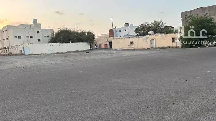 أرض للبيع في شارع ممر مشاه 2572, حي العزيزية, مدينة المدينة المنورة, منطقة المدينة المنورة 1 صورة