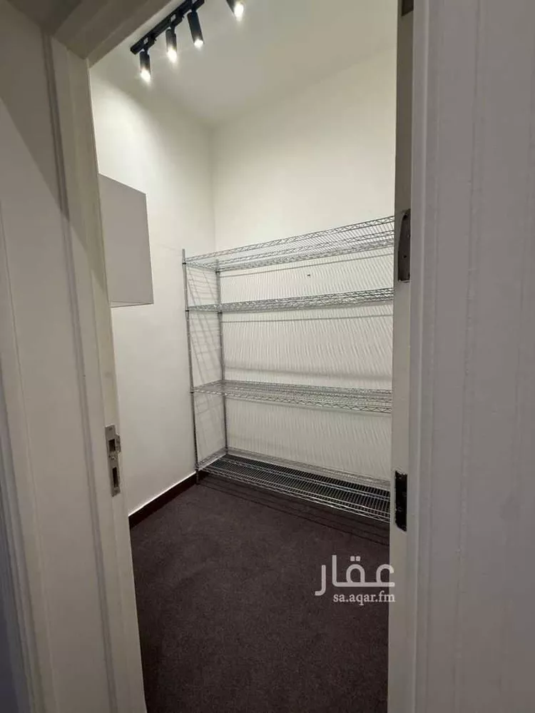 فيلا للإيجار في شارع القرارة, حي الندى, مدينة الرياض, منطقة الرياض 10